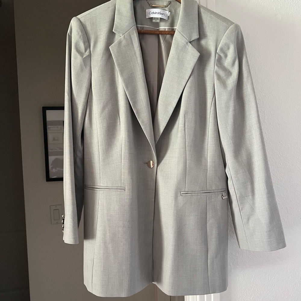 Calvin Klein Women's Light Gray Blazer